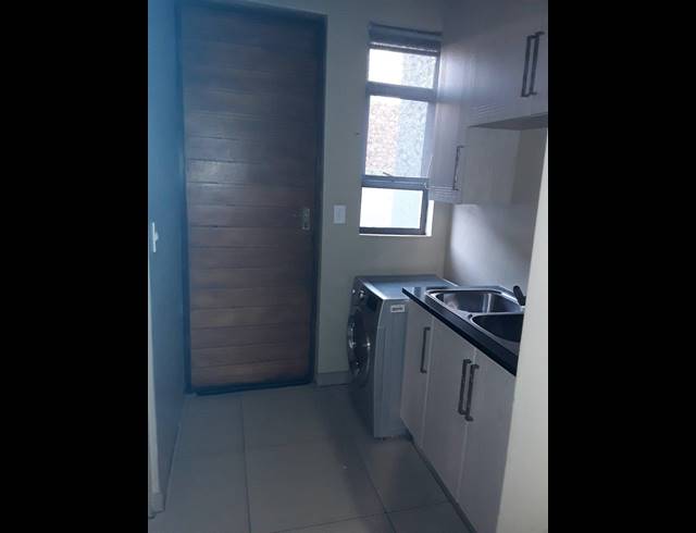 4 BEDROOM HOUSE SOLD IN MONTANA TUINE